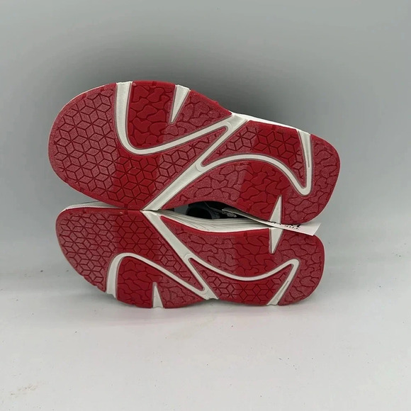 NWT kids black & red Children's Place sandals size 10 - Picture 4 of 5